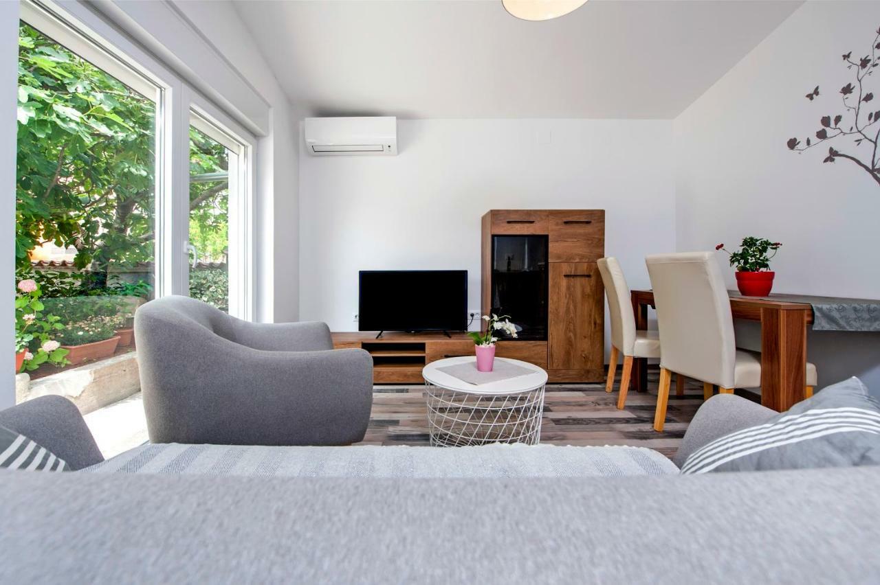 Paola Cozy Apartment Rovinj Kültér fotó
